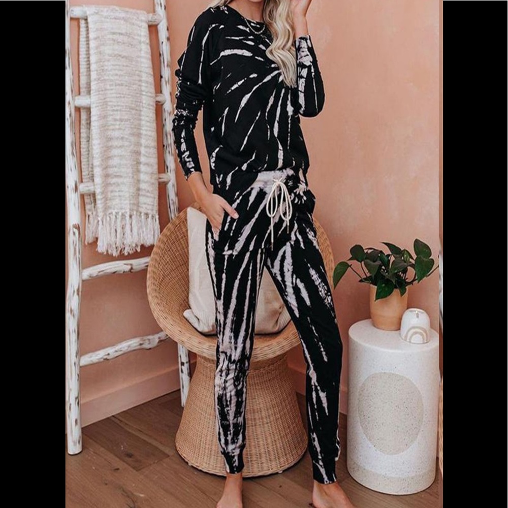 Black & White Pants